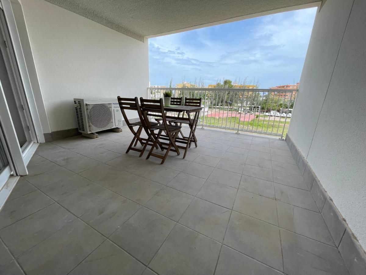 Apartamentos Con Terraza Frente Al Mar By Color Flats كانيت ذي بيرينغير المظهر الخارجي الصورة
